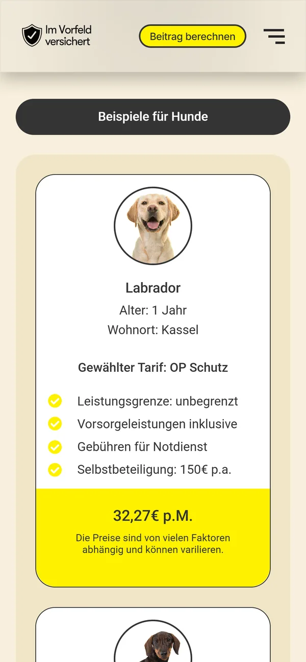 Kostensektion von Im Vorfeld versichert auf dem Smartphone: Reiter „Beispiele für Hunde“ und die Karte für einen Labrador mit Tarif, Leistungen und Monatsbeitrag.